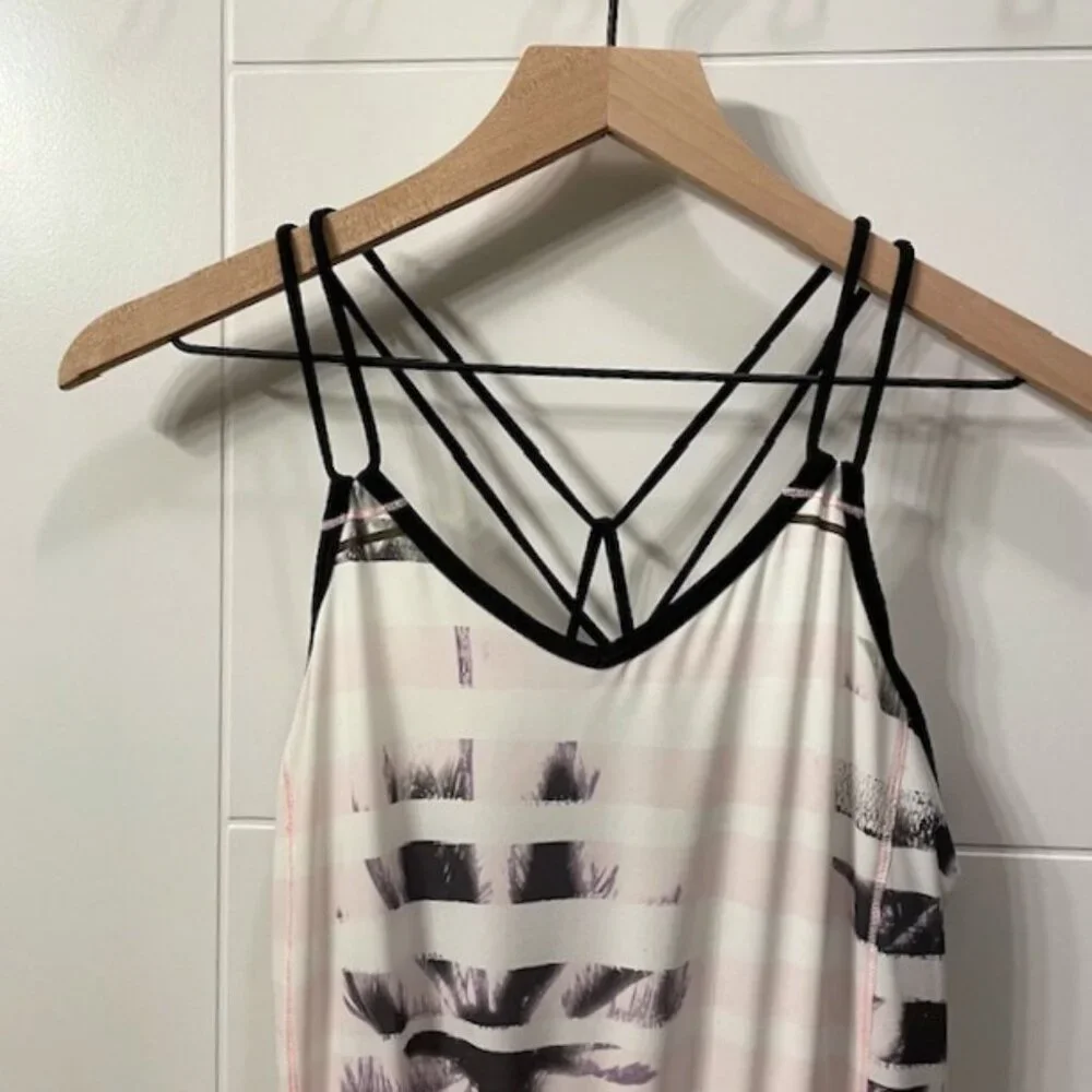 Lululemon Sweaty or Not Runsie Size 6 Pink White Sporty Athleisure